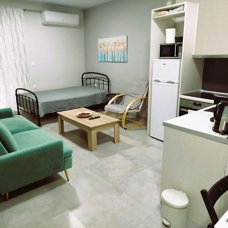 Othonos 10 Str. Apartment. Tríkala Esterno foto